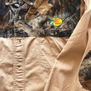 Mens Sz Large Redhead Camo Bass Pro Button Down